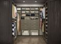 Fox Trox Walk-In Closet
